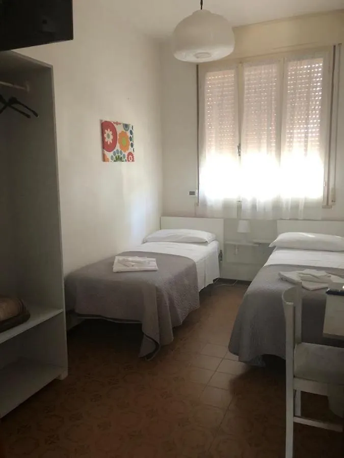 **  Alice Hotel Червия Италия